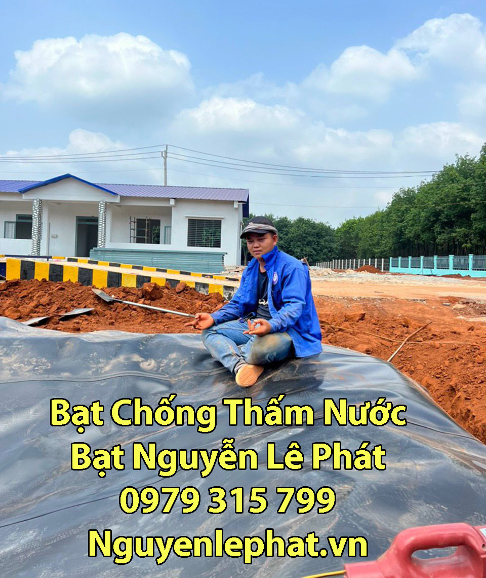 Giá bạt nhựa đen